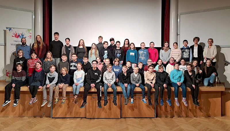 Foto: Volksbank Oberberg --- In Nümbrecht wurden die Rechen-Talente  aus Oberberg ausgezeichnet.