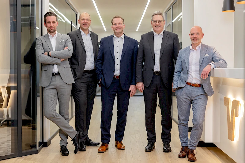 Die Bereichsleiter Michael Noss, Sascha Müller, Rolf Schuster, Andreas Seitz und Patrick Lindner.